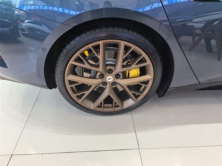 Фото 26 - Xiaomi SU7