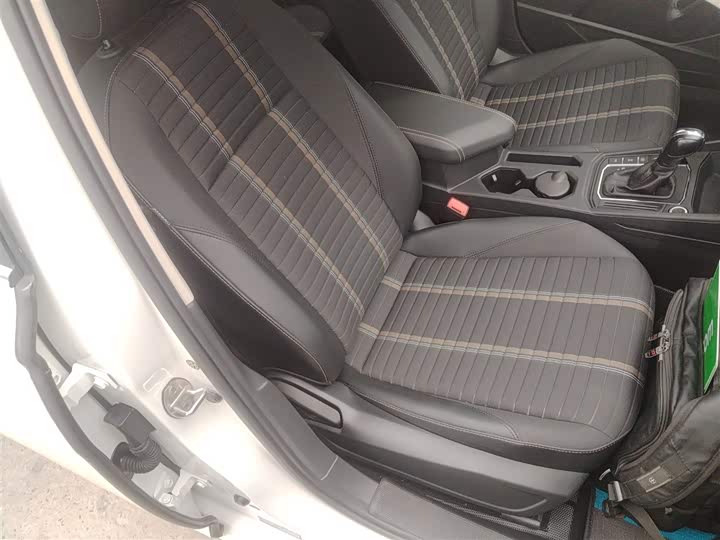 Фото 25 - Volkswagen Lavida