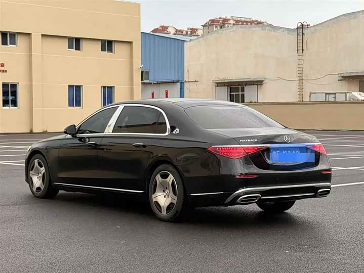 Фото 4 - Mercedes-Benz Maybach S-Class