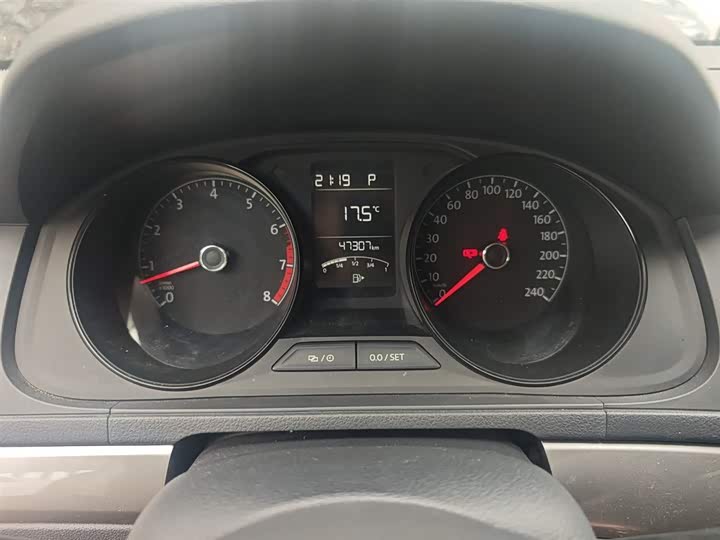 Фото 12 - Volkswagen Lavida