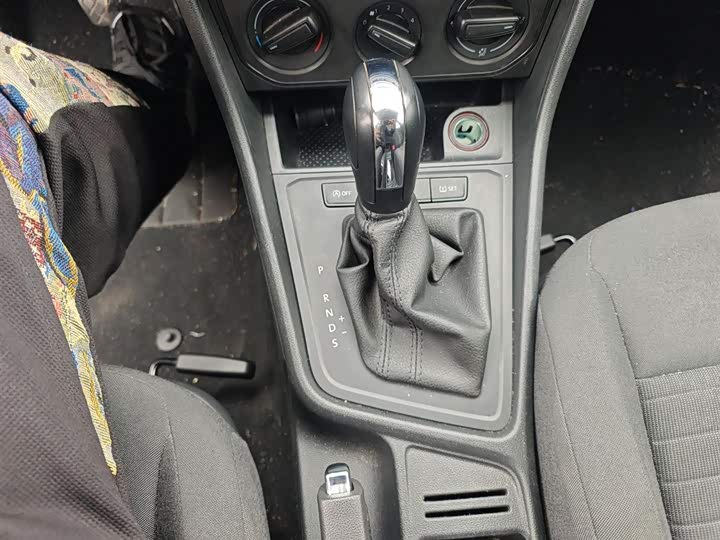 Фото 14 - Volkswagen Lavida