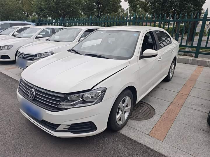 Фото 2 - Volkswagen Lavida