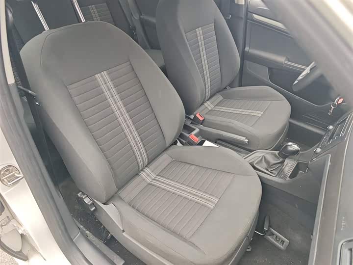 Фото 25 - Volkswagen Lavida