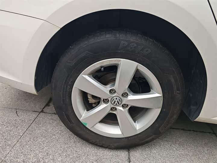 Фото 26 - Volkswagen Lavida