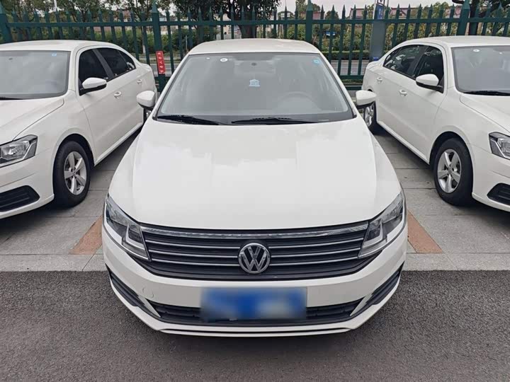 Фото 3 - Volkswagen Lavida