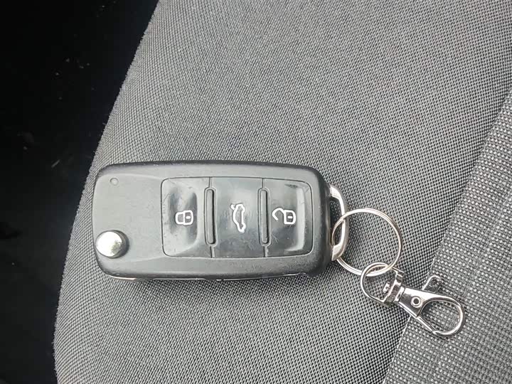 Фото 9 - Volkswagen Lavida