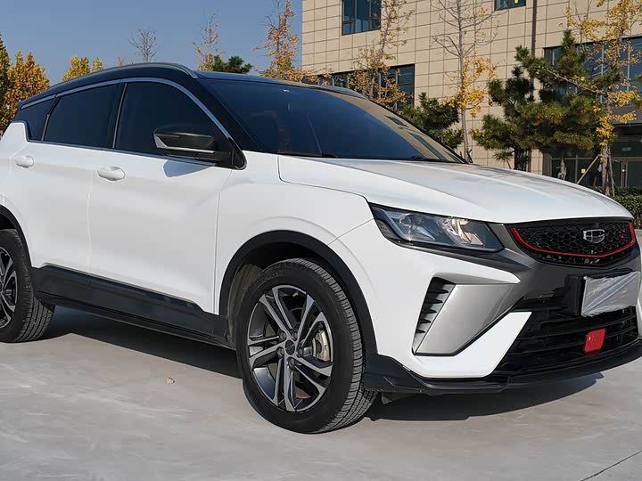 Фото 3 - Geely Coolray