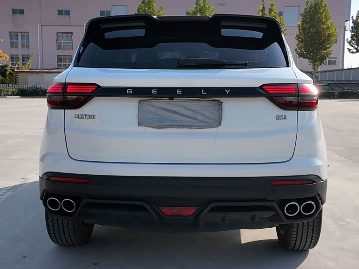 Фото 5 - Geely Coolray