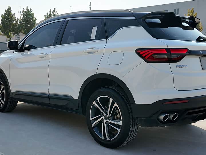 Фото 6 - Geely Coolray