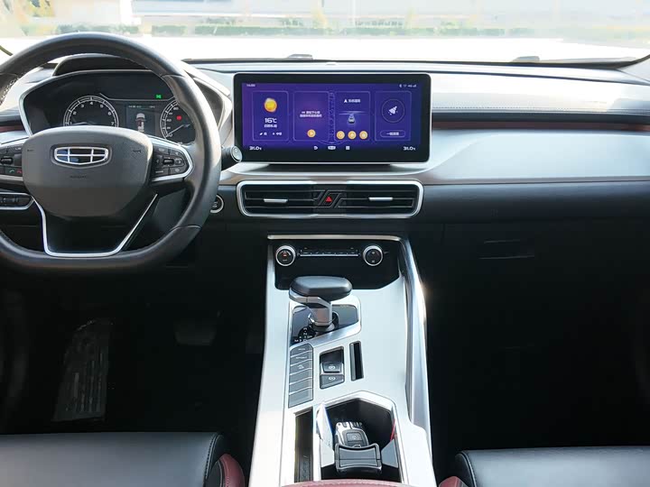 Фото 8 - Geely Coolray