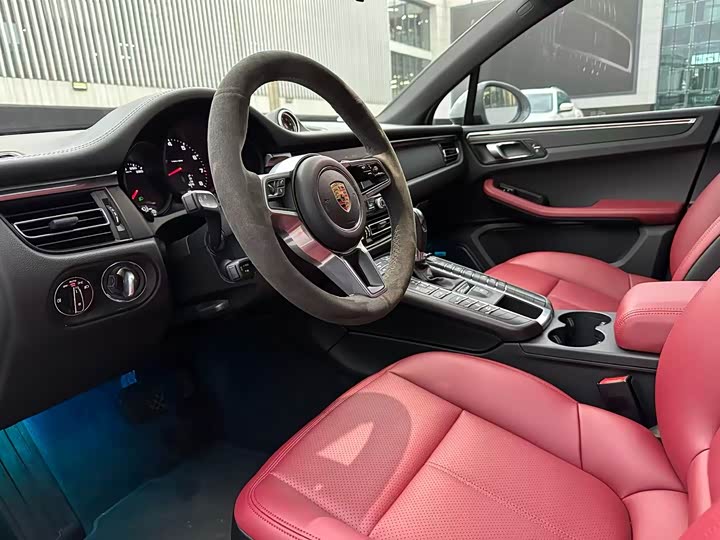 Фото 11 - Porsche Macan