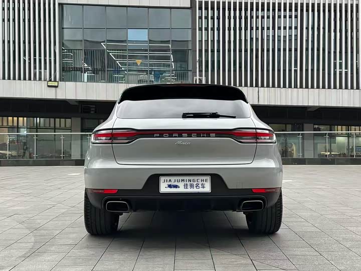 Фото 15 - Porsche Macan