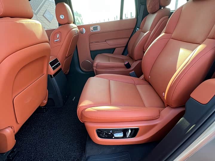 Фото 14 - LiXiang L9