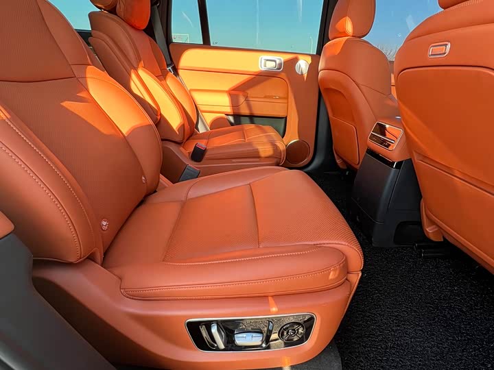 Фото 17 - LiXiang L9