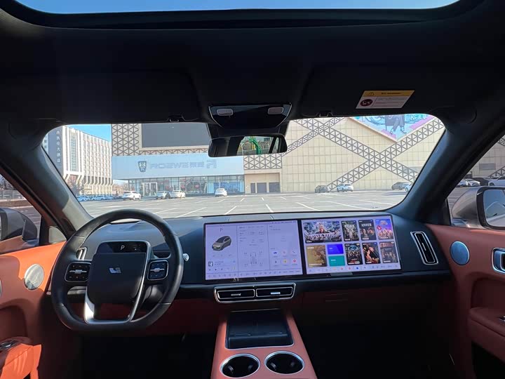 Фото 22 - LiXiang L9