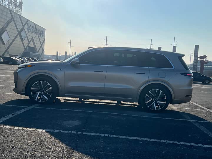 Фото 3 - LiXiang L9