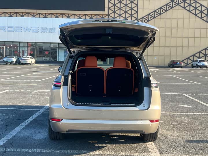 Фото 9 - LiXiang L9