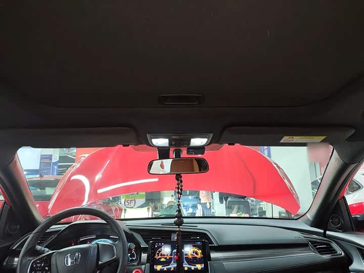 Фото 18 - Honda Civic