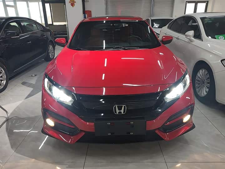 Фото 3 - Honda Civic