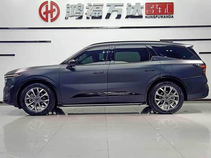 Фото 7 - Ford Edge