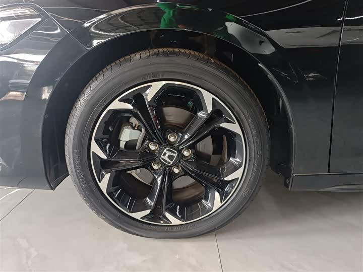 Фото 23 - Honda Civic