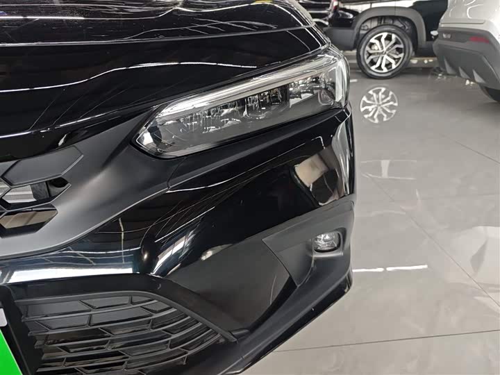 Фото 24 - Honda Civic