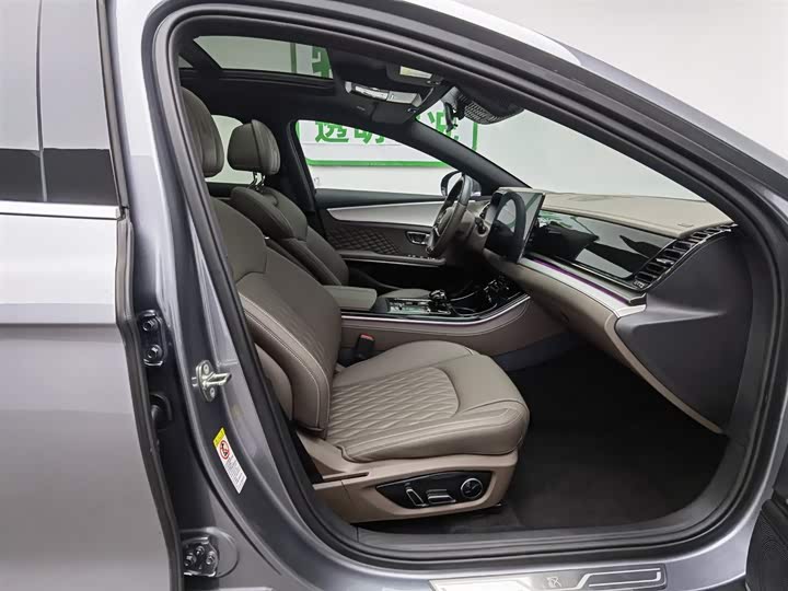 Фото 23 - BYD Han