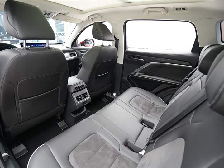 Фото 13 - Haval H6