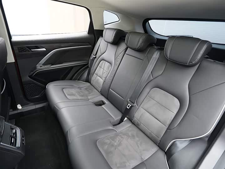 Фото 14 - Haval H6