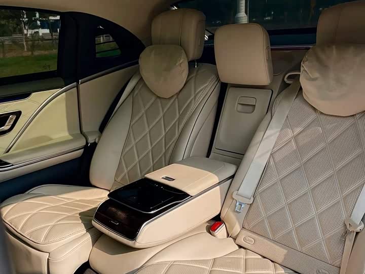 Фото 11 - Mercedes-Benz Maybach S-Class