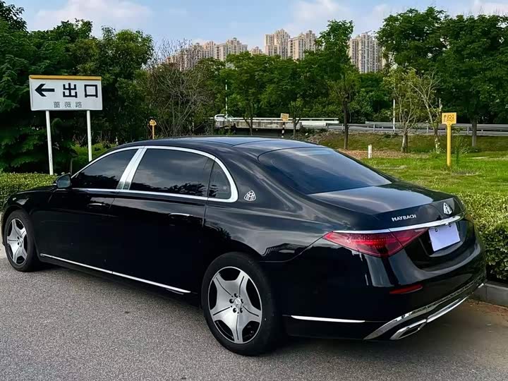 Фото 3 - Mercedes-Benz Maybach S-Class