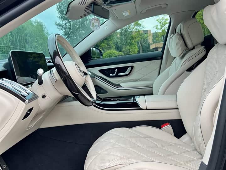 Фото 8 - Mercedes-Benz Maybach S-Class