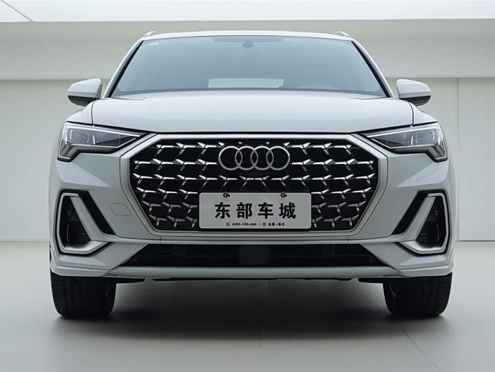 Фото 2 - Audi Q3