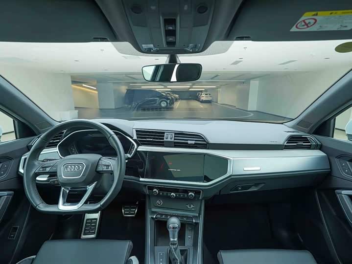 Фото 20 - Audi Q3