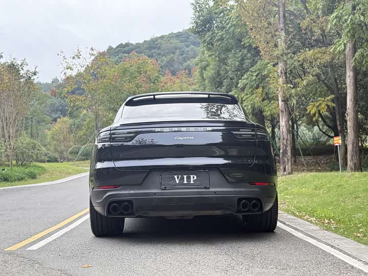 Фото 4 - Porsche Cayenne