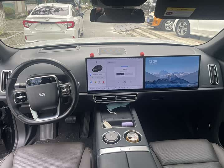 Фото 8 - LiXiang L8