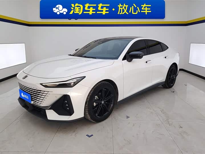 Фото 1 - Changan UNI-V