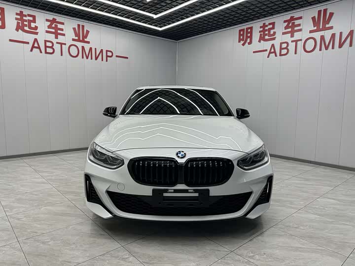 Фото 3 - BMW 1 Series