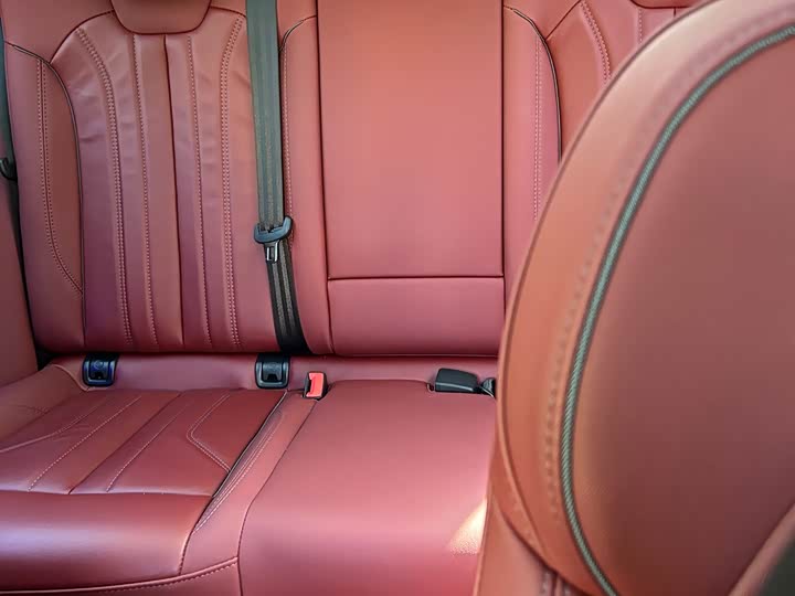 Фото 21 - Audi Q5L