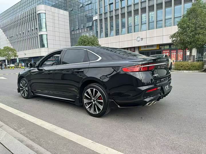 Фото 7 - Geely Preface