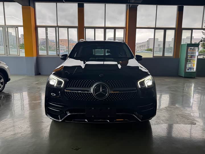 Фото 2 - Mercedes-Benz GLE-Class