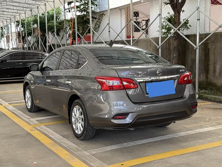 Фото 4 - Nissan Sylphy