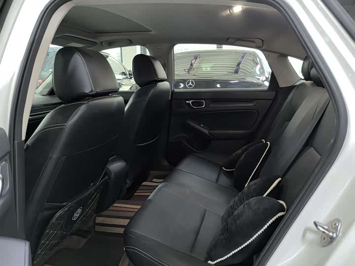 Фото 11 - Honda Civic