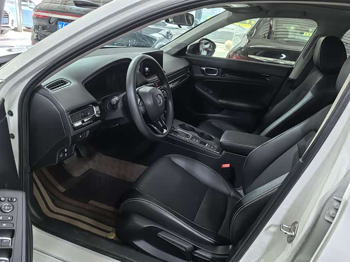 Фото 7 - Honda Civic