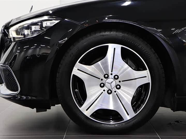 Фото 6 - Mercedes-Benz Maybach S-Class