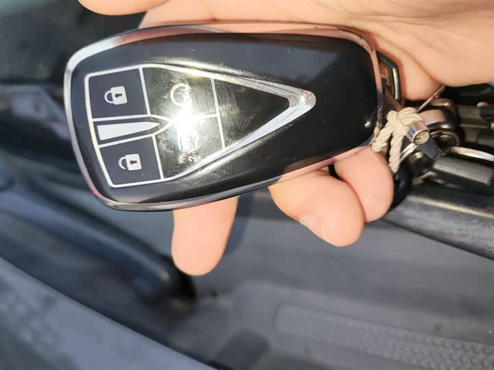 Фото 10 - Changan CS75 Plus