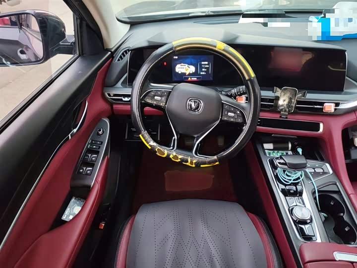 Фото 12 - Changan CS75 Plus