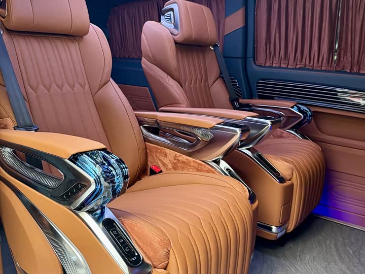 Фото 13 - Mercedes-Benz Vito