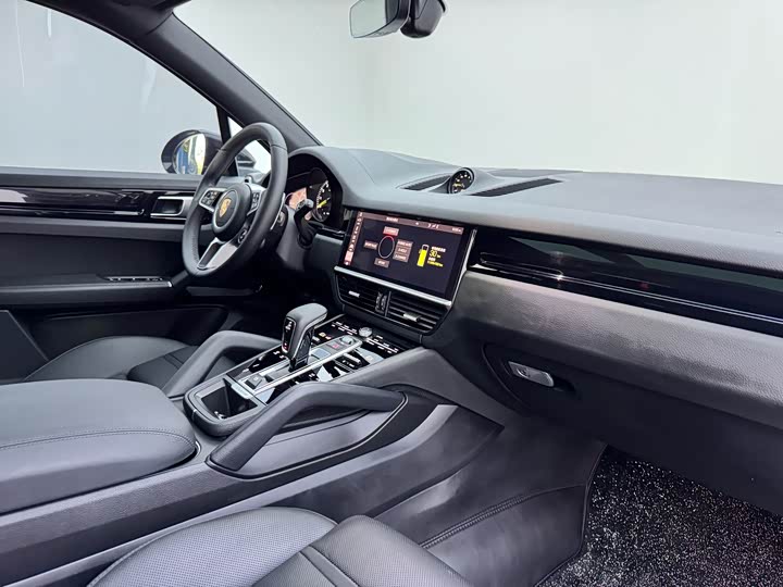 Фото 17 - Porsche Cayenne Hybrid