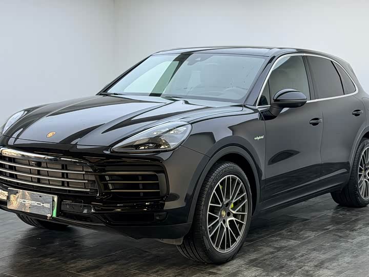 Фото 4 - Porsche Cayenne Hybrid